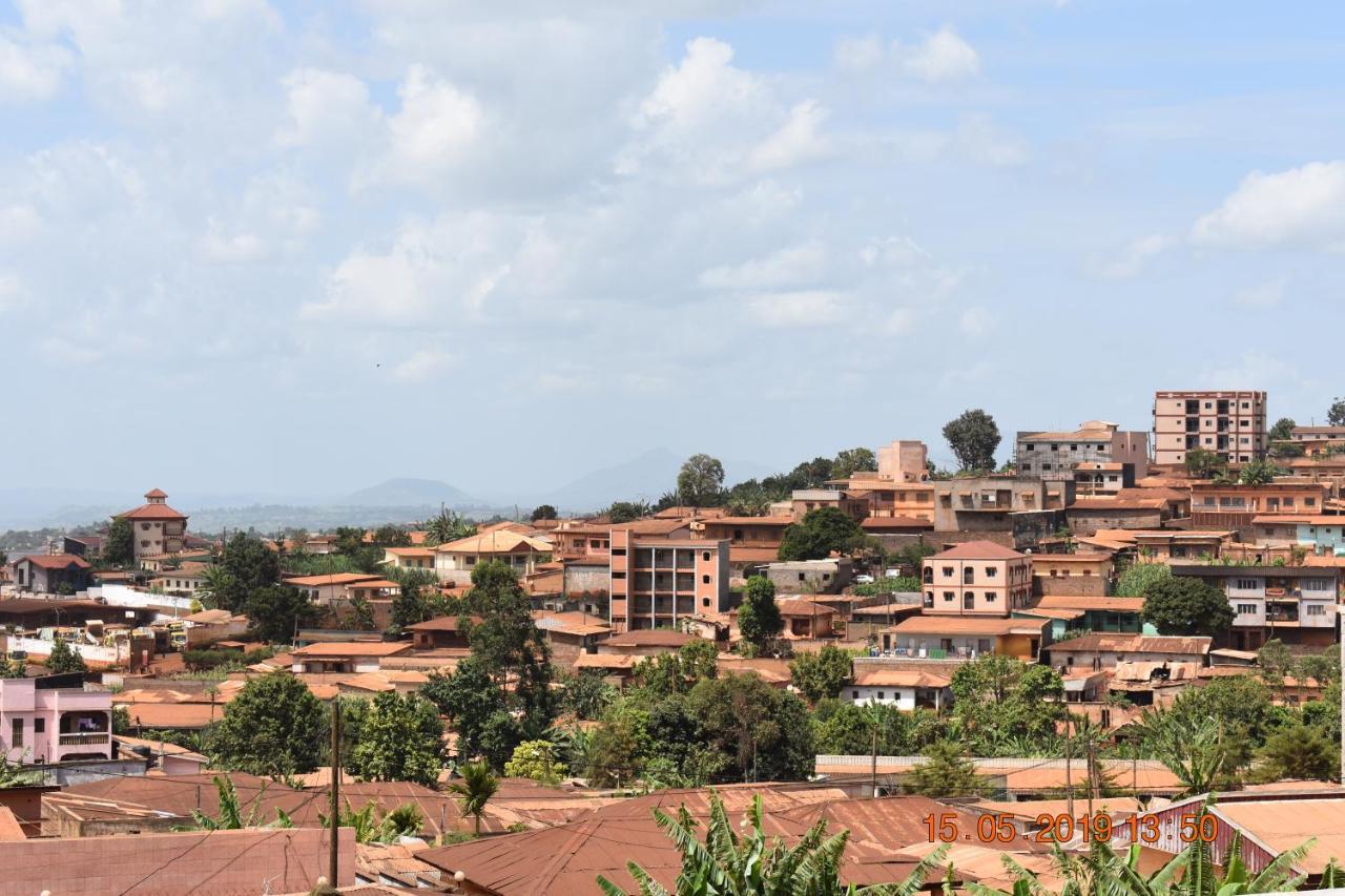 Residence Vicyma 2 P Tout Confort Bafoussam Centre Buitenkant foto