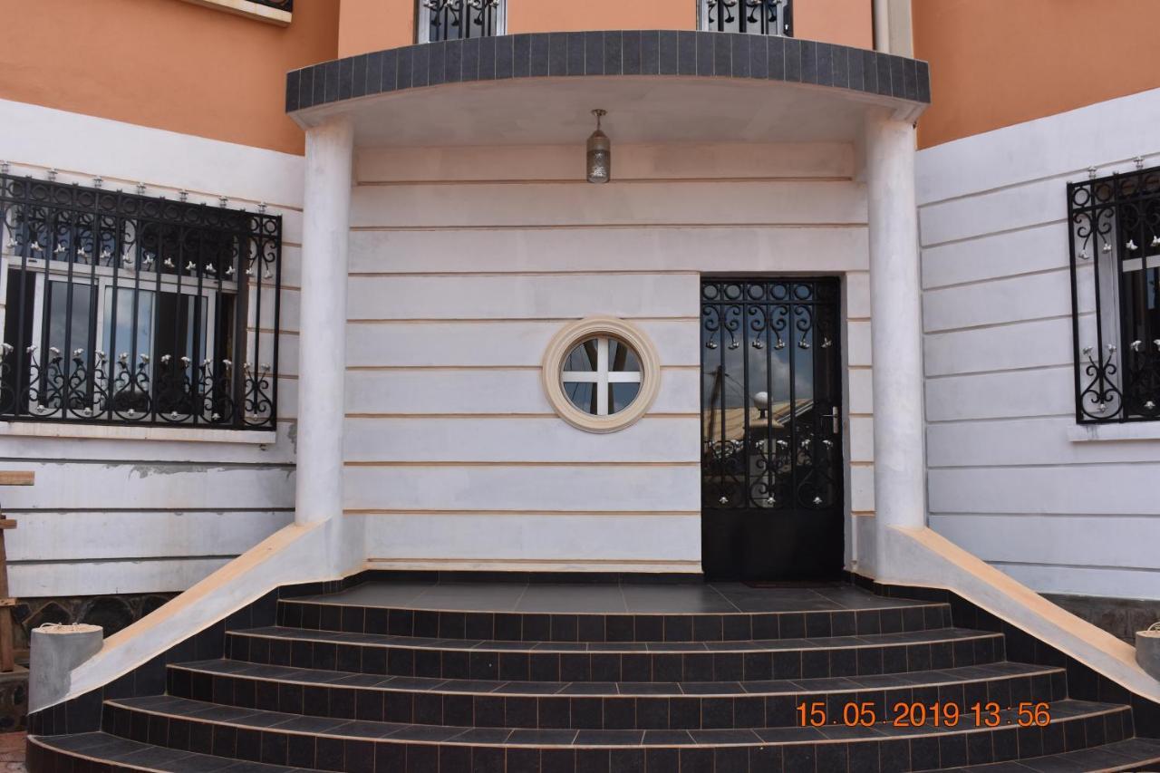 Residence Vicyma 2 P Tout Confort Bafoussam Centre Buitenkant foto
