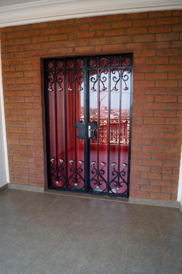 Residence Vicyma 2 P Tout Confort Bafoussam Centre Buitenkant foto